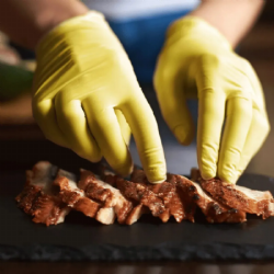 Luva de procedimento em l�tex sem p� Yellow c/100 Unigloves